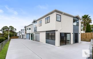 31 Great South Road, Manurewa