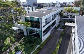 Superior Office in central Takapuna