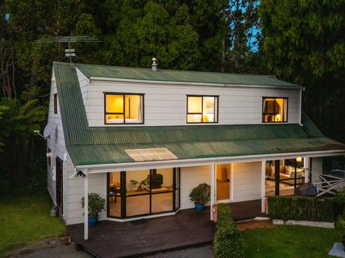 94A Konini Road, Titirangi