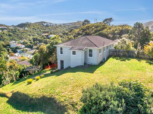8 Montgomery Avenue, Karori