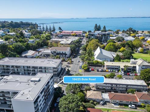 104/25 Bute Road, Browns Bay