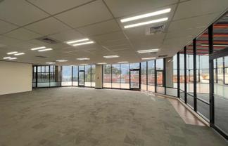 Excellent Office in Takapuna Finance Centre