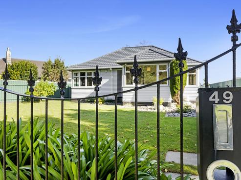 49 Chapman Crescent, Naenae