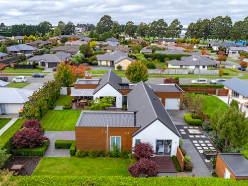 19 Cameron Crescent, Rolleston