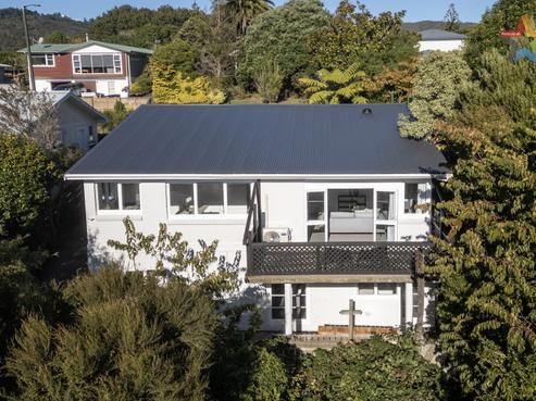 84 Holborn Drive, Stokes Valley