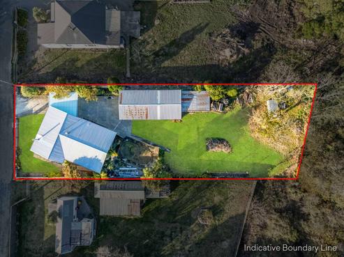 13 Nursery Lane, Seddon