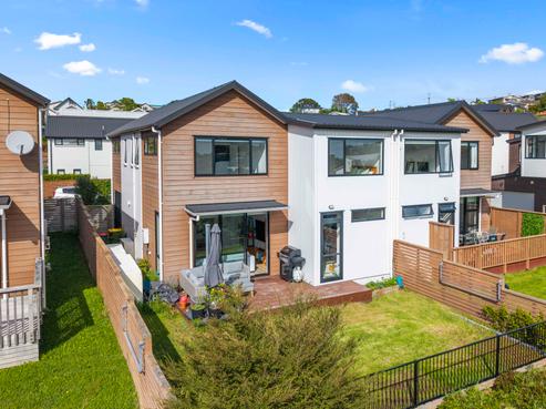 10 Seafarer Crescent, Arkles Bay
