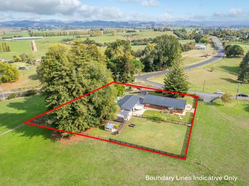 4 Berkers Road, Ngahinapouri