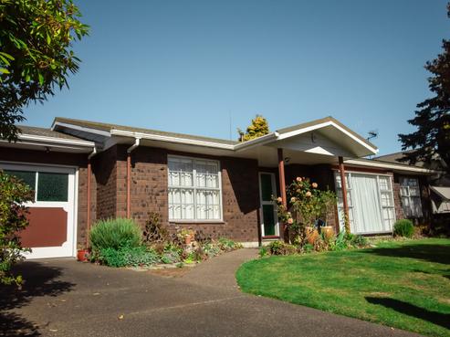 1A Huata Place, West End