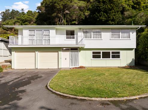 134 Hine Road, Wainuiomata