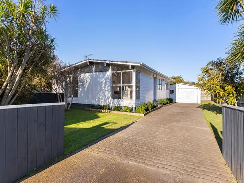 24 Mandarin Place, Half Moon Bay