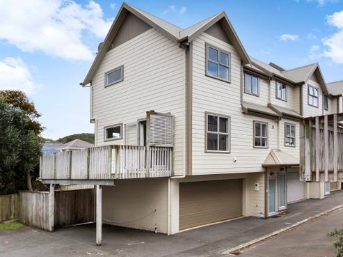 12/60 Owen Street, Newtown