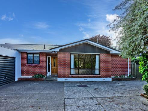 62 Albert Street, Gladstone