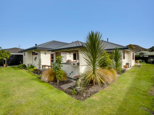 8 Gresham Place, Taradale