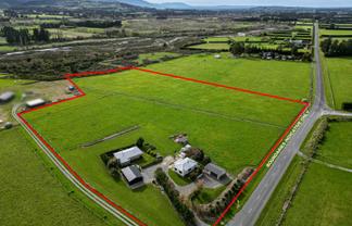 1048 Woodstock Road, View Hill