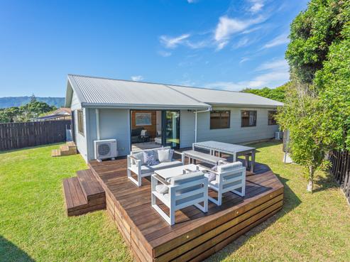 65 Queens Road, Waikanae Beach