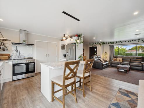 710 Lumsden Road, Akina