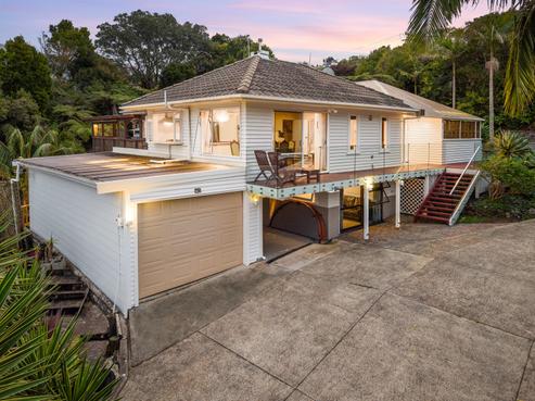 26 Aldersgate Road, Hillsborough