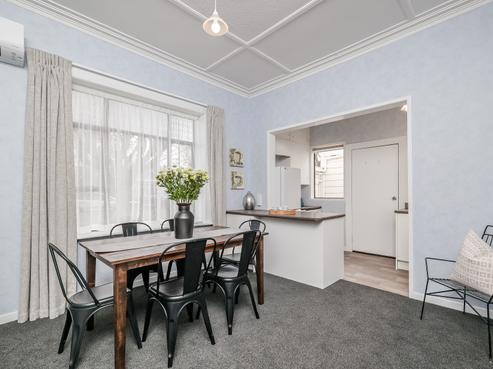 240 Bay View Road, South Dunedin