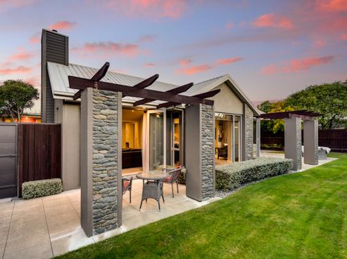 141 Aston Drive, Waimairi Beach