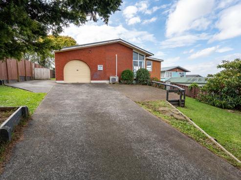 456 Kahikatea Drive, Dinsdale