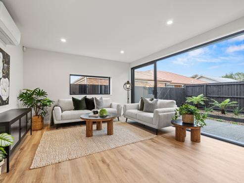 31D Allard Street, Edgeware
