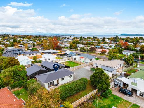 2/17 Matipo Street, Taupo