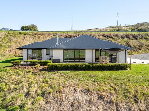 411 Tuhikaramea Road, Temple View