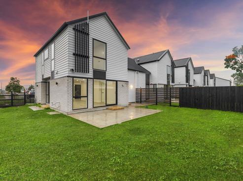 37 Paapaakiri Loop, Takanini