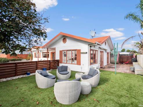 75A Matipo Road, Te Atatu Peninsula