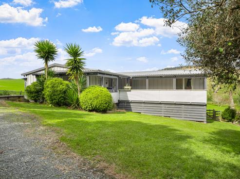1213 Pakiri Block Road, Tomarata
