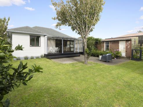 154 Oxford Terrace, Epuni