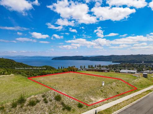 21 Locheagles Rise, Kinloch