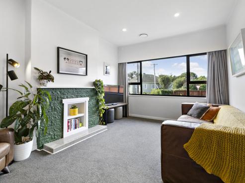 144 Oxford Terrace, Epuni