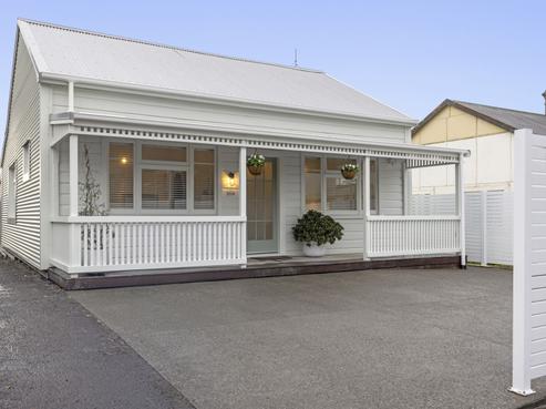 251A Courtenay Street, Strandon