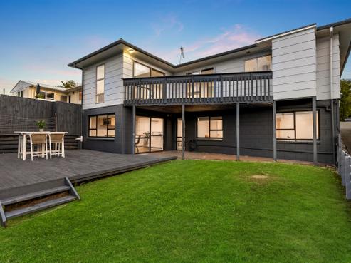 1/57 Aeroview Drive, Beach Haven