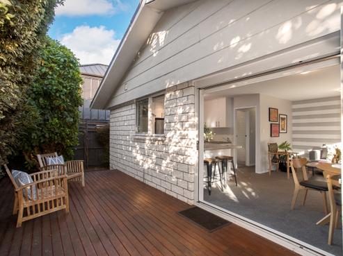 7B Roxburgh Street, Sydenham
