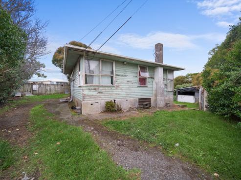 111 Preston Road, Otara