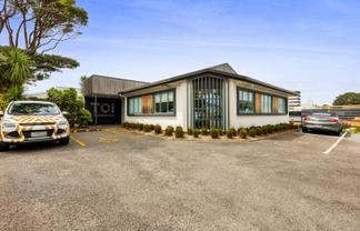 A-grade offices with parking