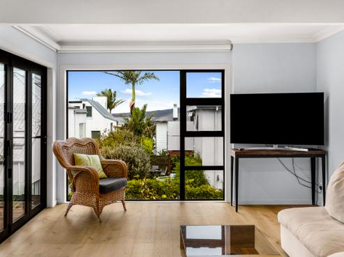 2/41A Ronaki Road, Mission Bay