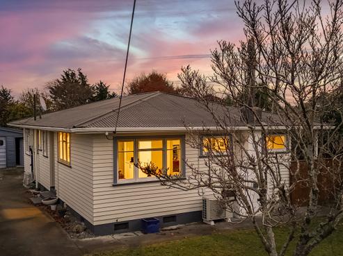 77 Kent Street, Carterton