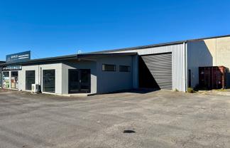 Waiwhakaiho warehouse with showroom