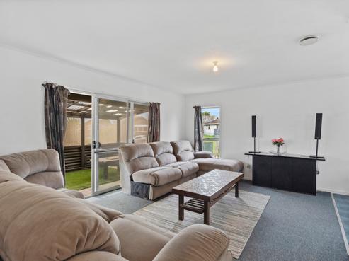 2 Trounson Avenue, Clendon Park