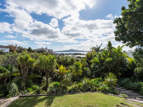 40 Rawhitiroa Road, Kohimarama