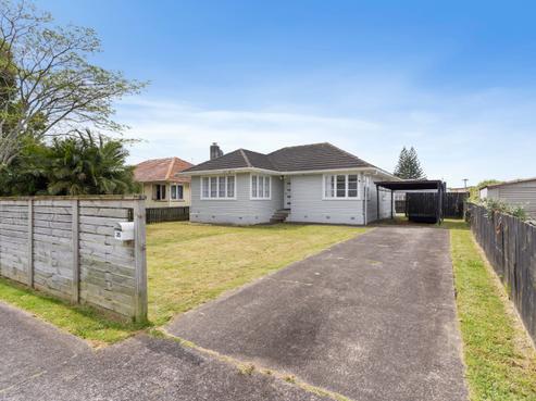 35 Johnstones Road, Otara