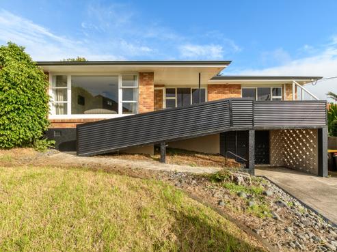 38 Smiths Road, Matua