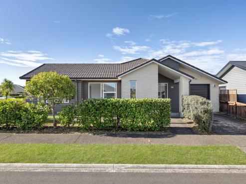 4 Bulkhead Lane, Pyes Pa