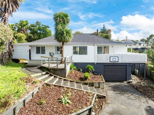 45 Carillon Place, Massey