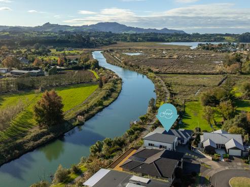 13 Noble Johnston Drive, Katikati