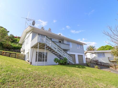 108 Marie Place, Thames